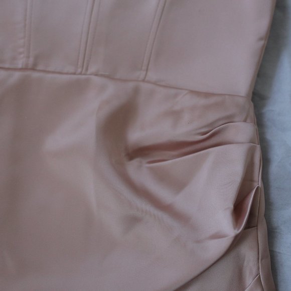 NWT BEIGE PINK SATIN EFFECT MINI DRESS. - Picture 8 of 13